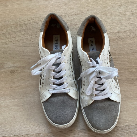 Steve Madden sneakers - Picture 2 of 4